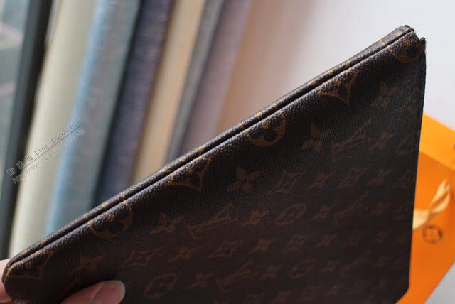 lv手包 ETUI VOYAGE收納袋 M43442玫紅 lv經典多功能護套  lvqb1763